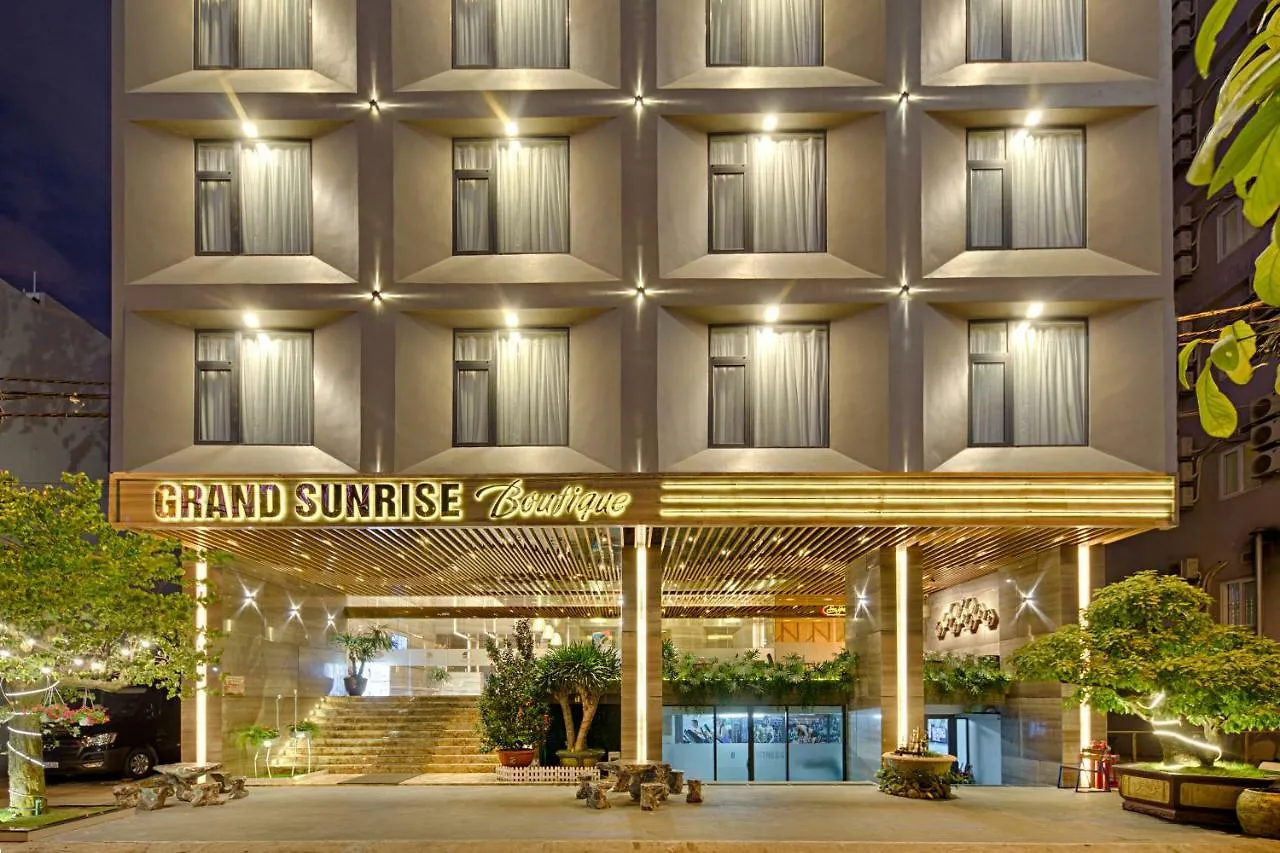 Grand Sunrise Boutique Hotel Дананг